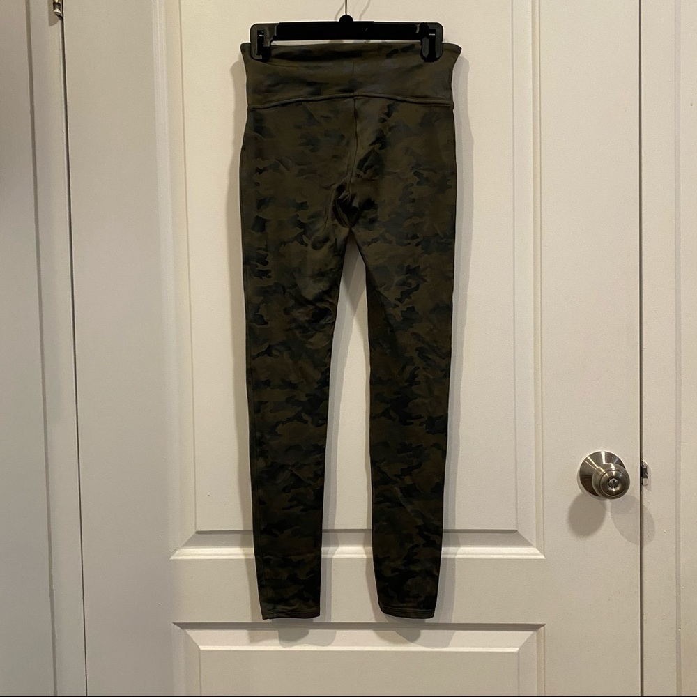 Spanx Faux Leather Green Camo Leggings - Picture 8 of 8